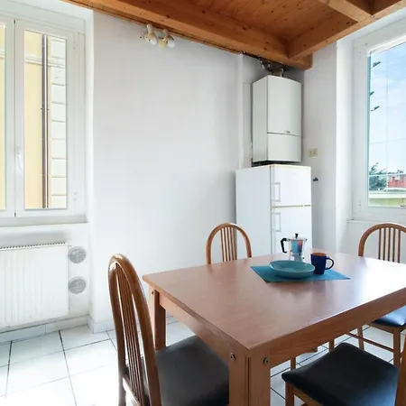 Aria Di Apartment